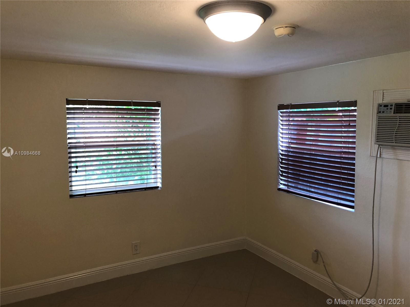 See details / 1904 sq. ft. $ 2021-01-16 0 Photo