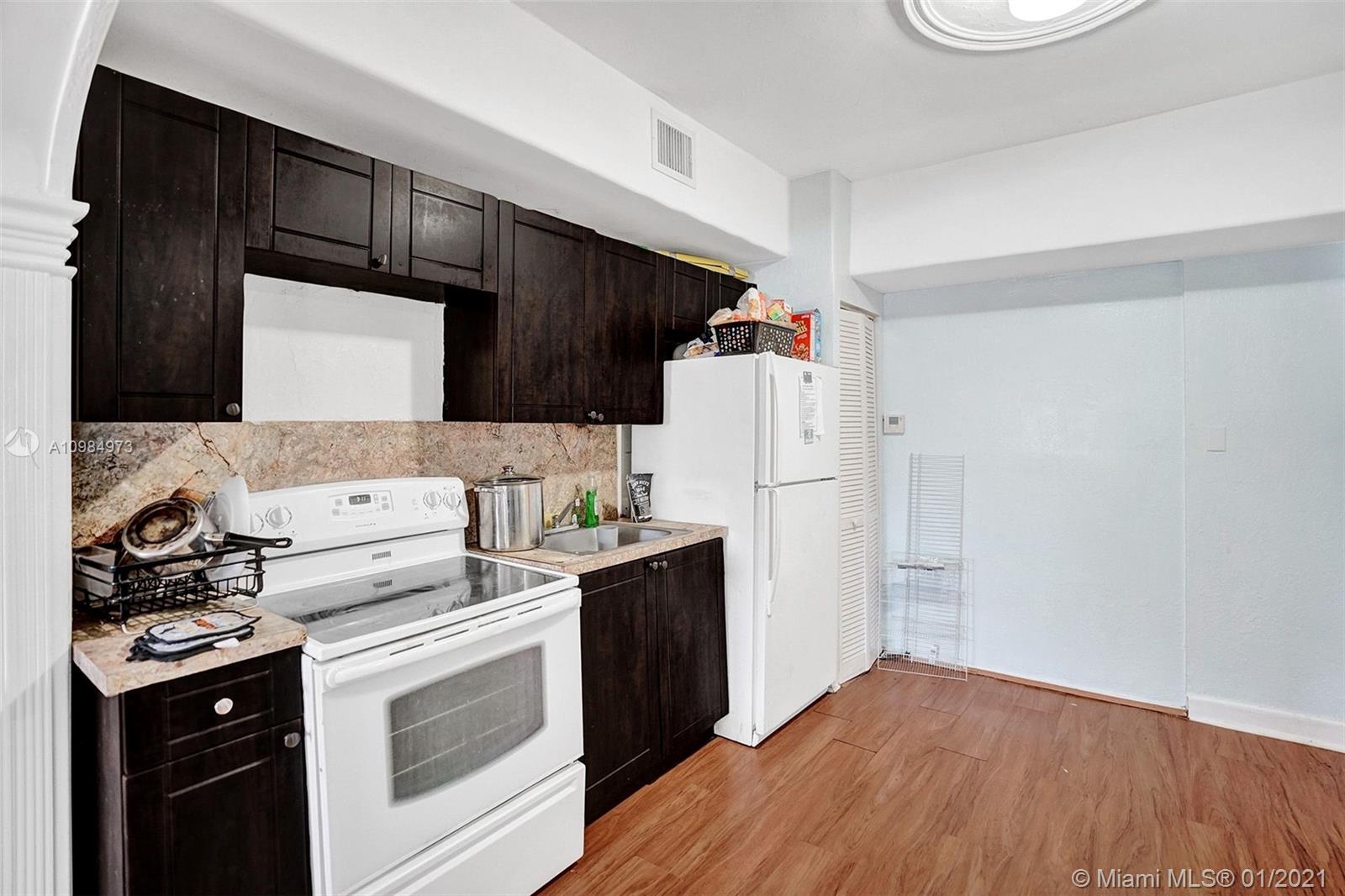 See details / 1175 sq. ft. $ 2021-02-23 0 Photo