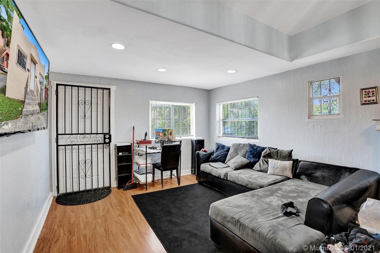 See details / 1175 sq. ft. $ 2021-02-23 0 Photo