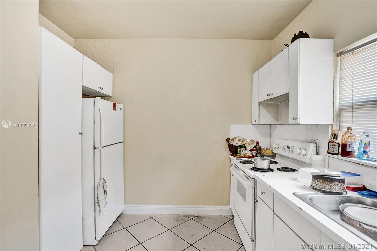 See details / 1175 sq. ft. $ 2021-02-23 0 Photo