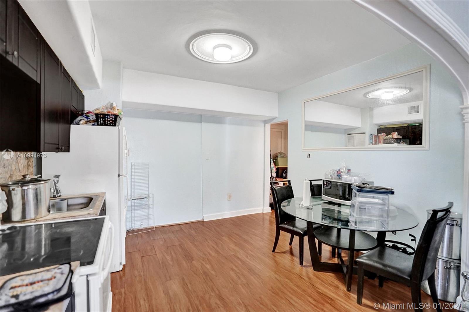See details / 1175 sq. ft. $ 2021-02-23 0 Photo