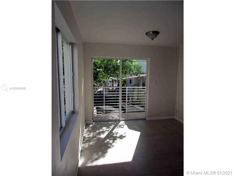 See details / 3276 sq. ft. $ 2021-03-03 0 Photo