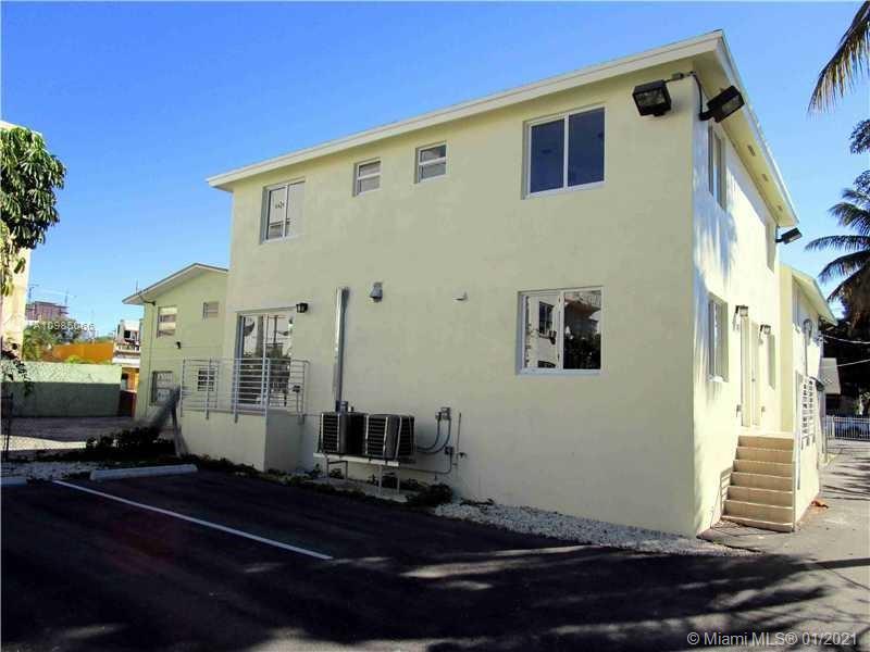 See details / 3276 sq. ft. $ 2021-03-03 0 Photo