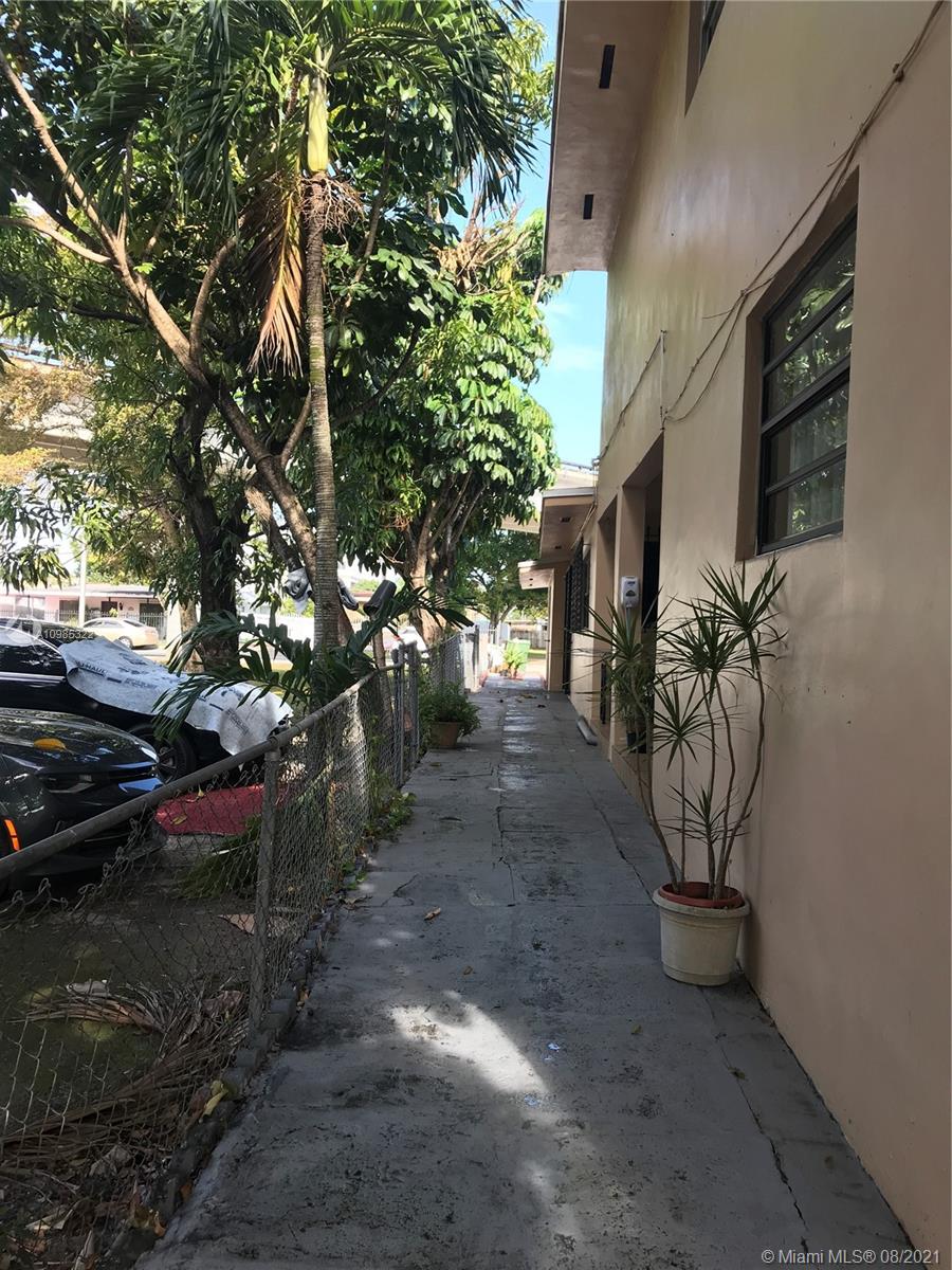 See details / 3797 sq. ft. $ 2021-01-18 0 Photo