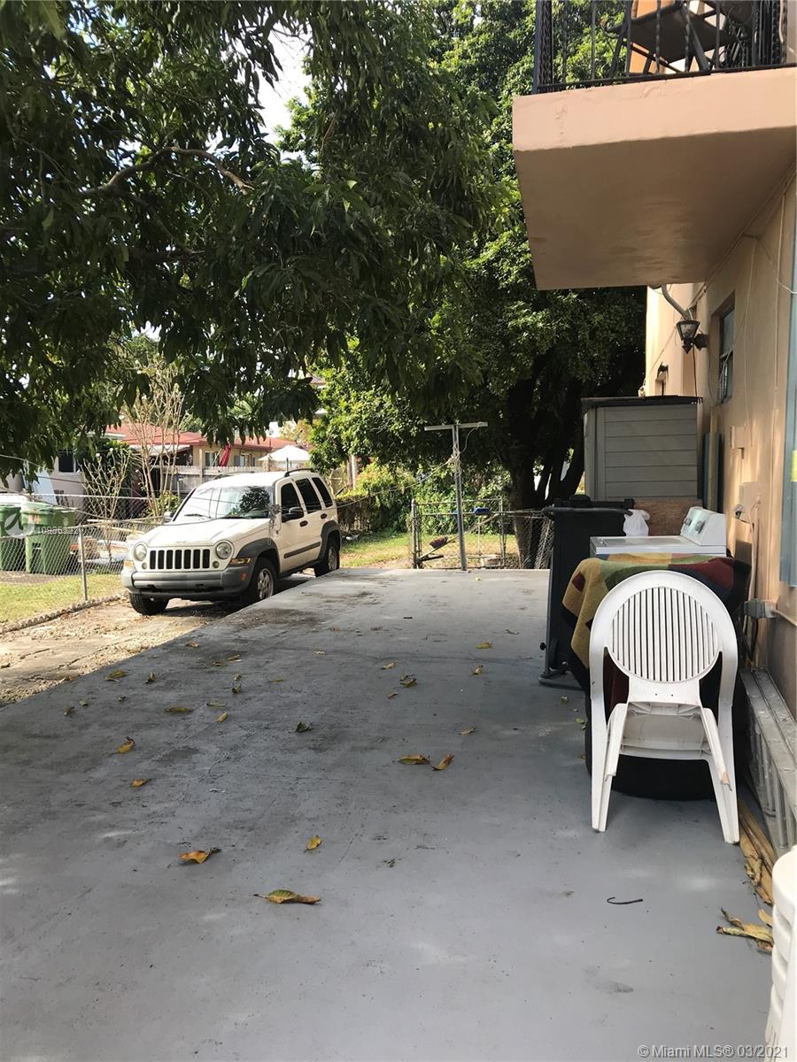 See details / 3797 sq. ft. $ 2021-01-18 0 Photo