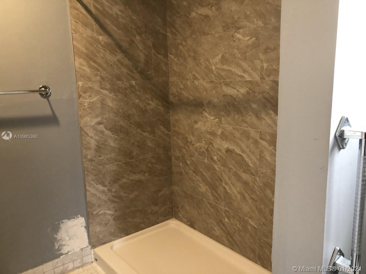 See details / 2541 sq. ft. $ 2021-01-18 0 Photo
