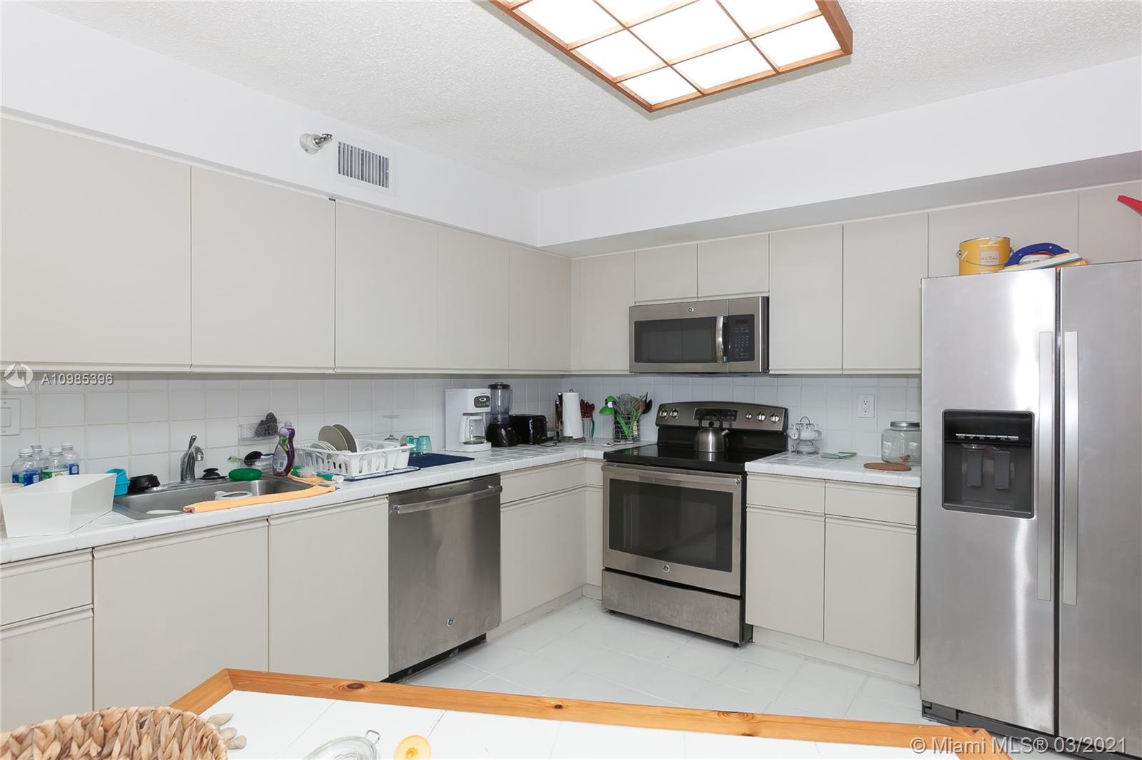 Photo of 3500 Mystic Pointe Dr #3302, Aventura, Florida, 33180 -