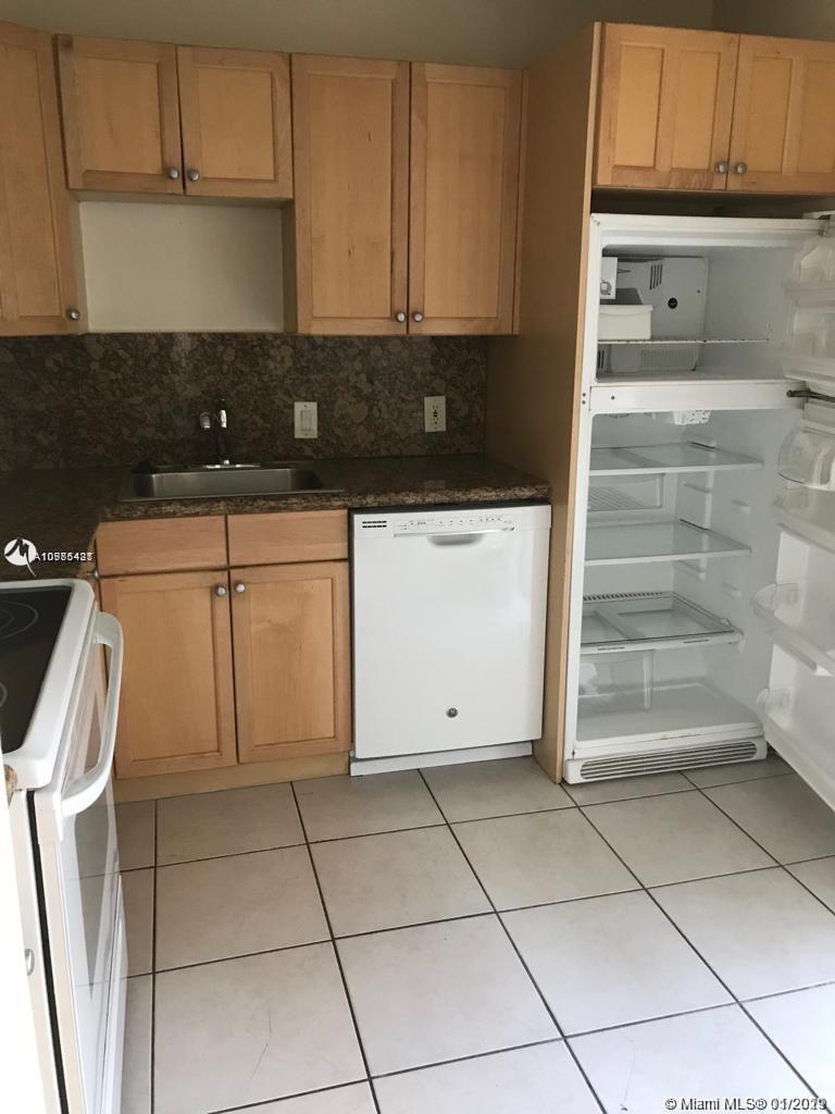 Photo of 3475 Country Club Dr #204, Aventura, Florida, 33180 -