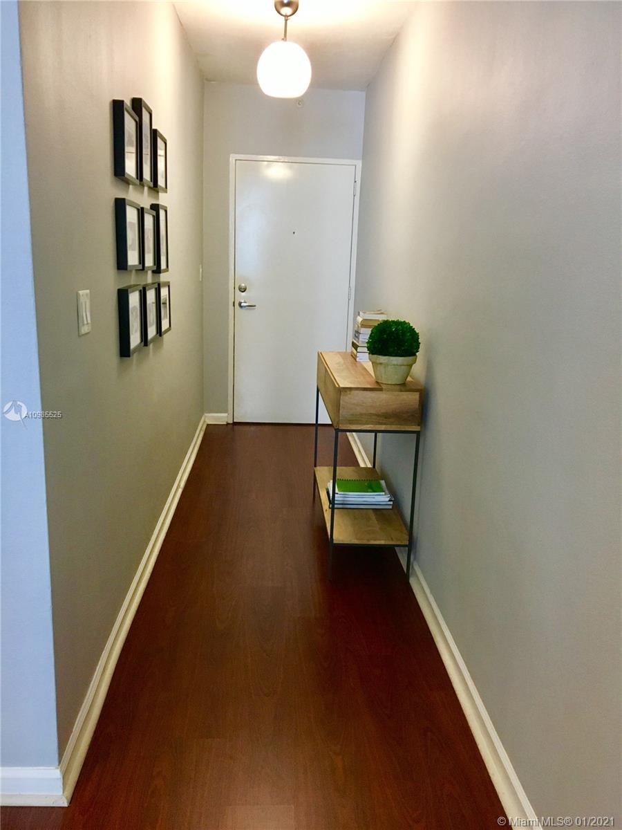 Photo of 3000 Ocean Dr #710, Hollywood, Florida, 33019 -