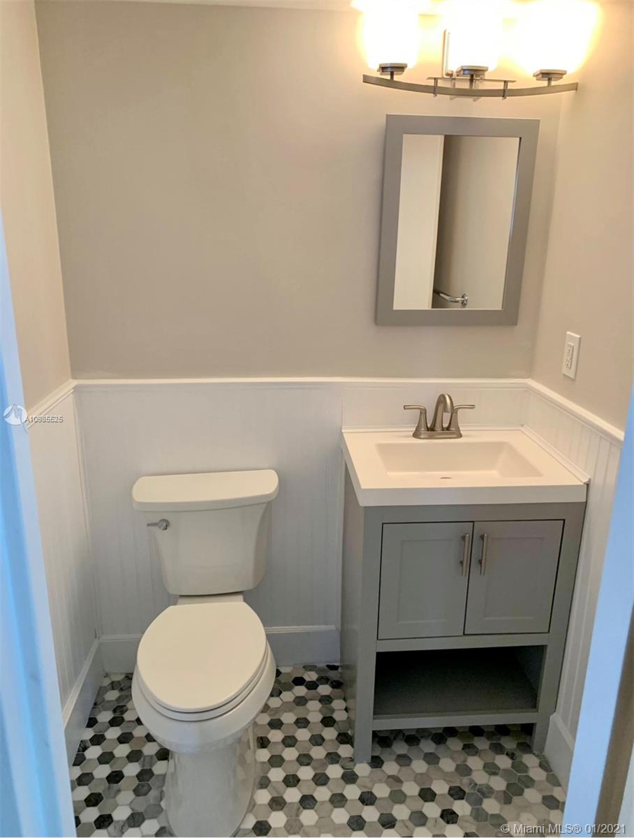 Photo of 3000 Ocean Dr #710, Hollywood, Florida, 33019 -