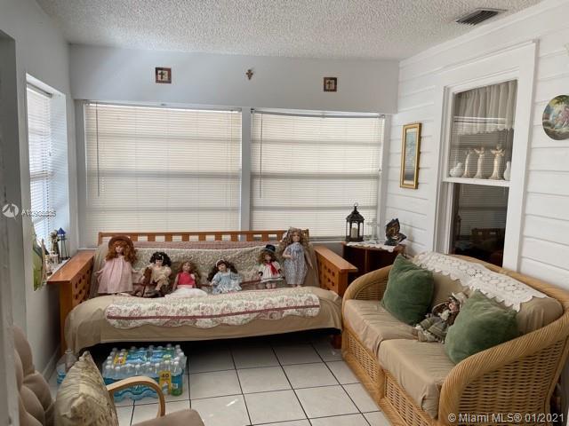 See details / 2875 sq. ft. $ 2021-01-19 0 Photo
