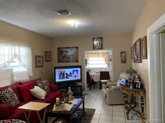 See details / 2875 sq. ft. $ 2021-01-19 0 Photo