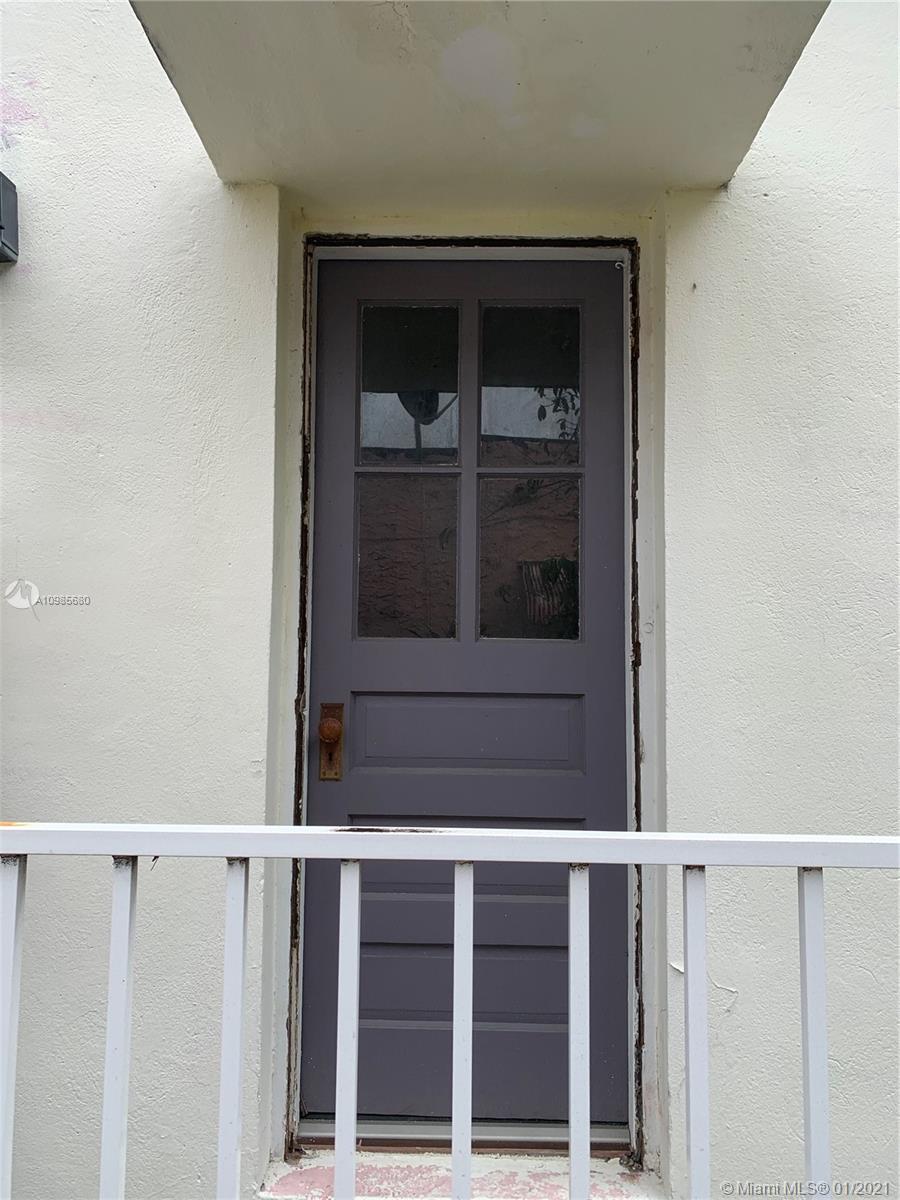 See details / 1606 sq. ft. $ 2021-02-15 0 Photo