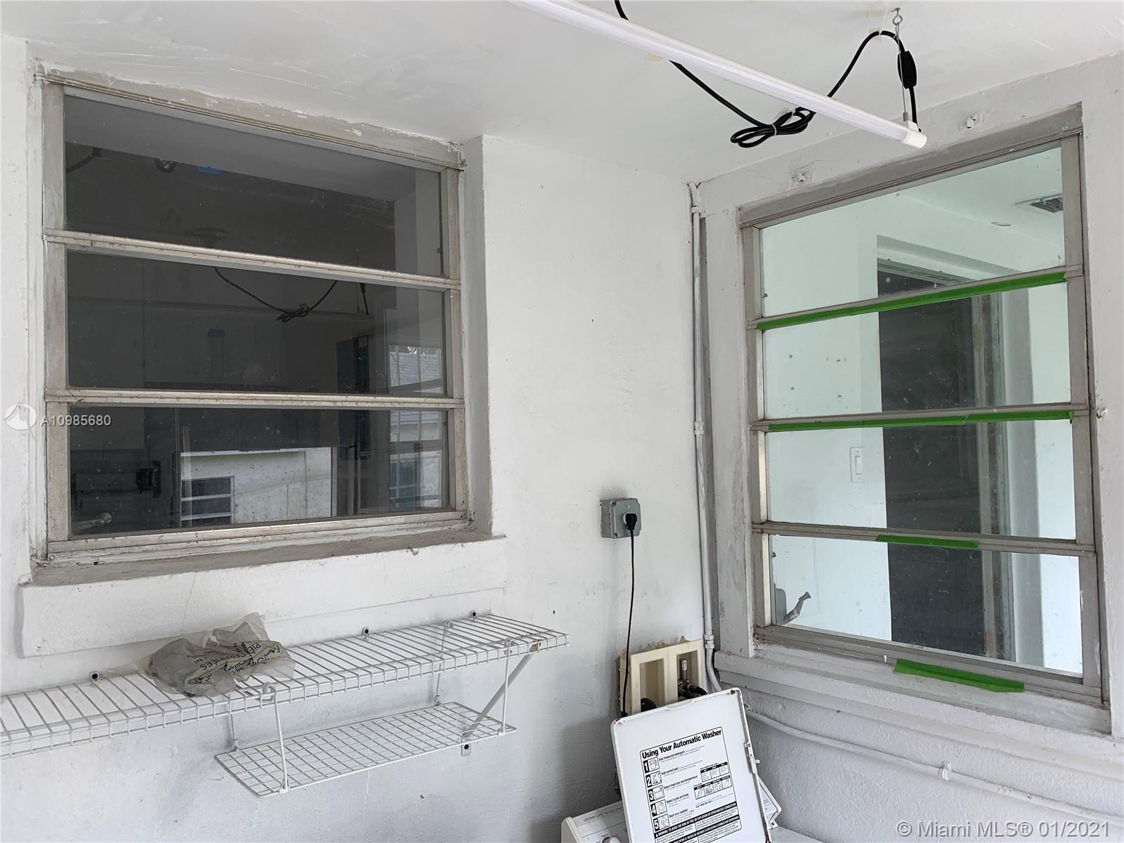 See details / 1606 sq. ft. $ 2021-02-15 0 Photo
