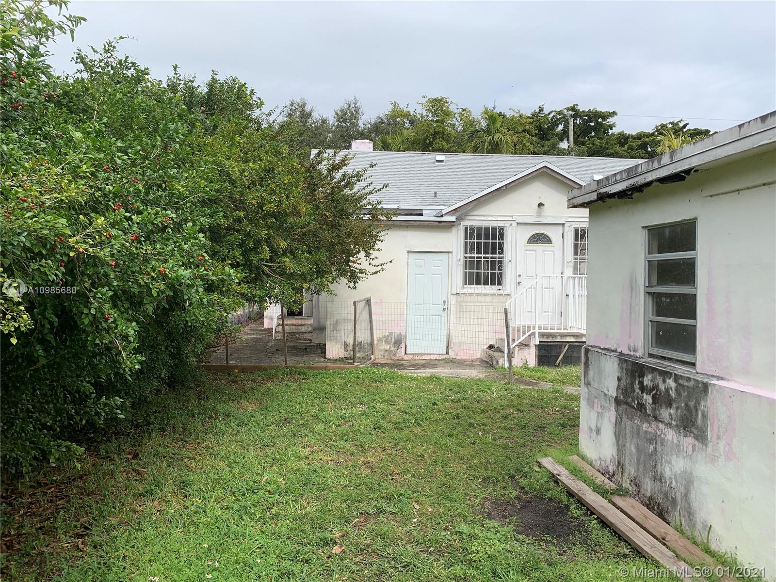 See details / 1606 sq. ft. $ 2021-02-15 0 Photo