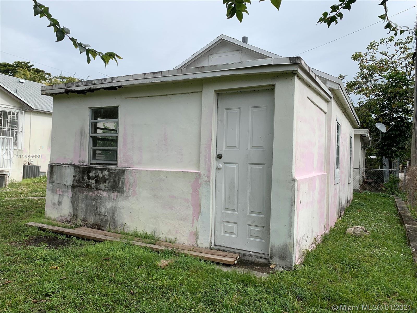 See details / 1606 sq. ft. $ 2021-02-15 0 Photo
