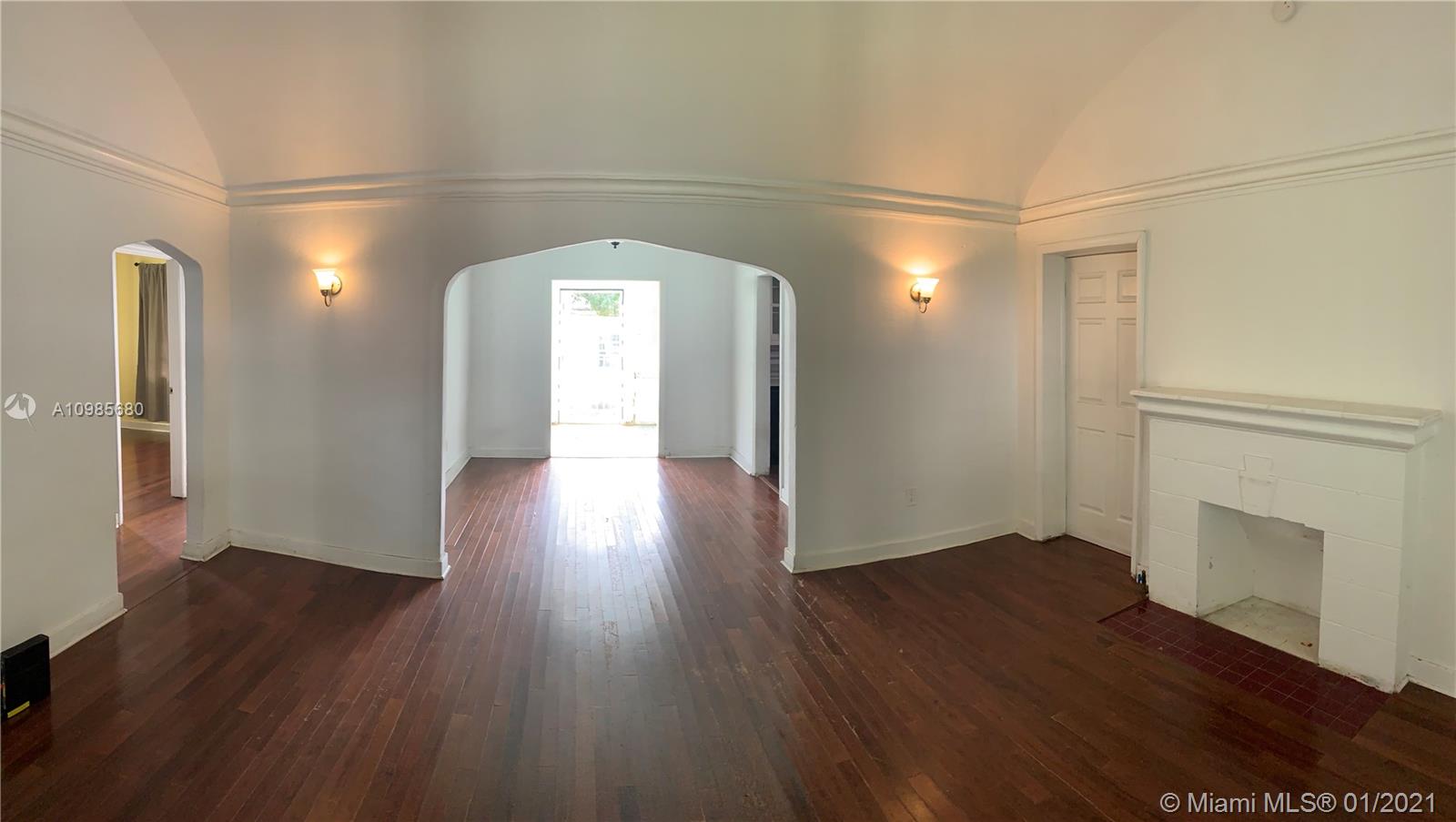 See details / 1606 sq. ft. $ 2021-02-15 0 Photo