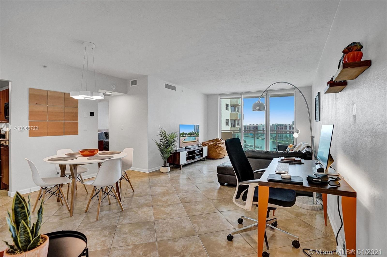 Photo of 3001 Ocean Dr #1037, Hollywood, Florida, 33019 -