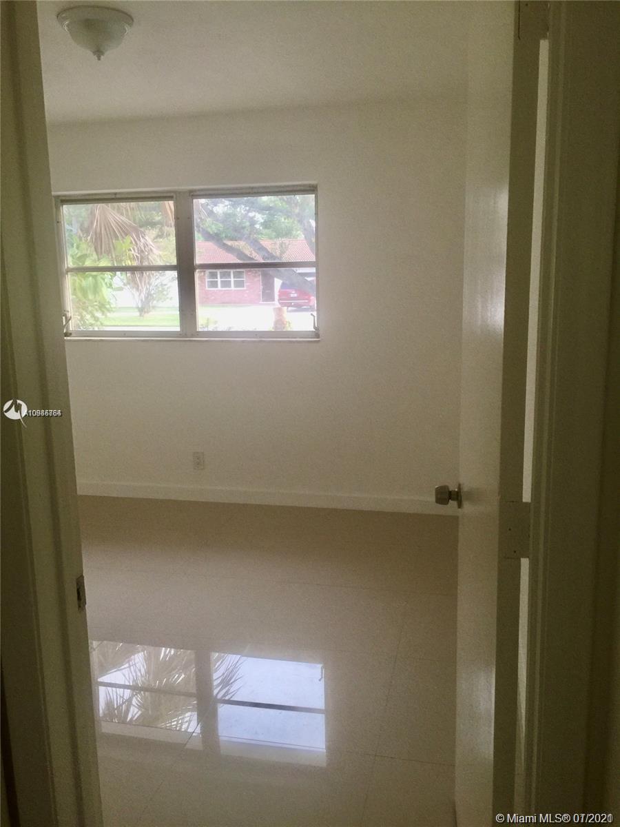 See details / 2067 sq. ft. $ 2021-01-19 0 Photo