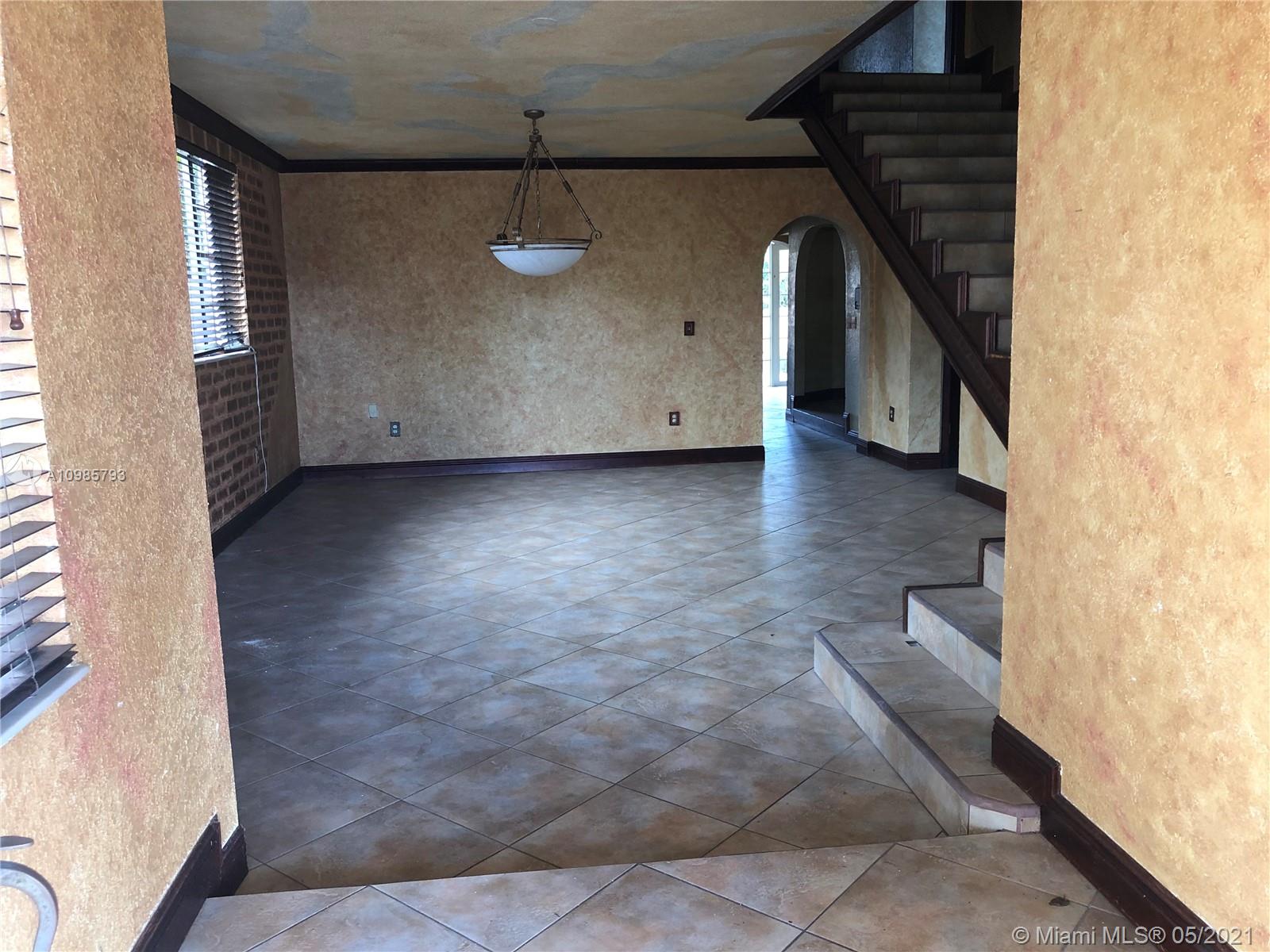 See details / 6246 sq. ft. $ 2021-02-26 0 Photo