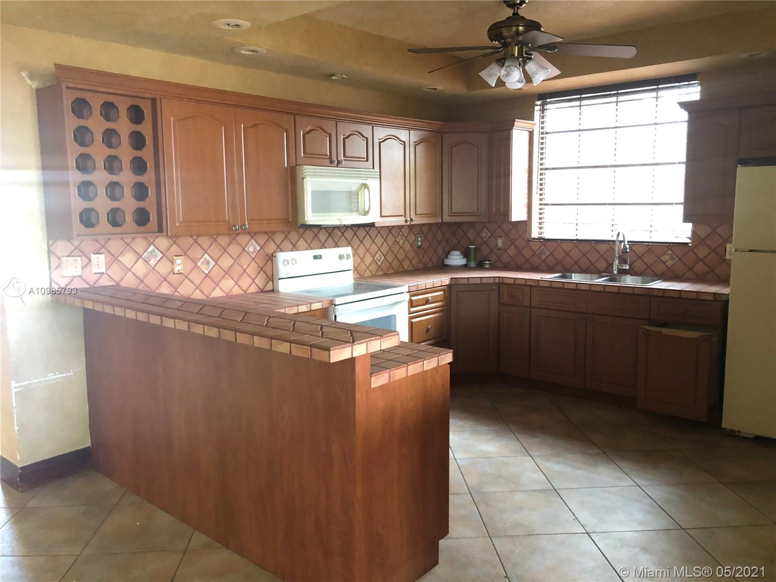 See details / 6246 sq. ft. $ 2021-02-26 0 Photo