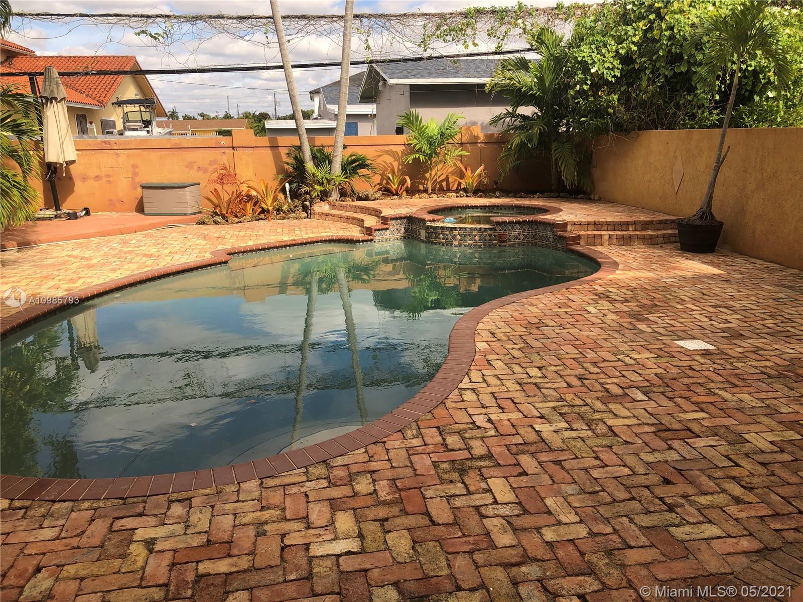 See details / 6246 sq. ft. $ 2021-02-26 0 Photo