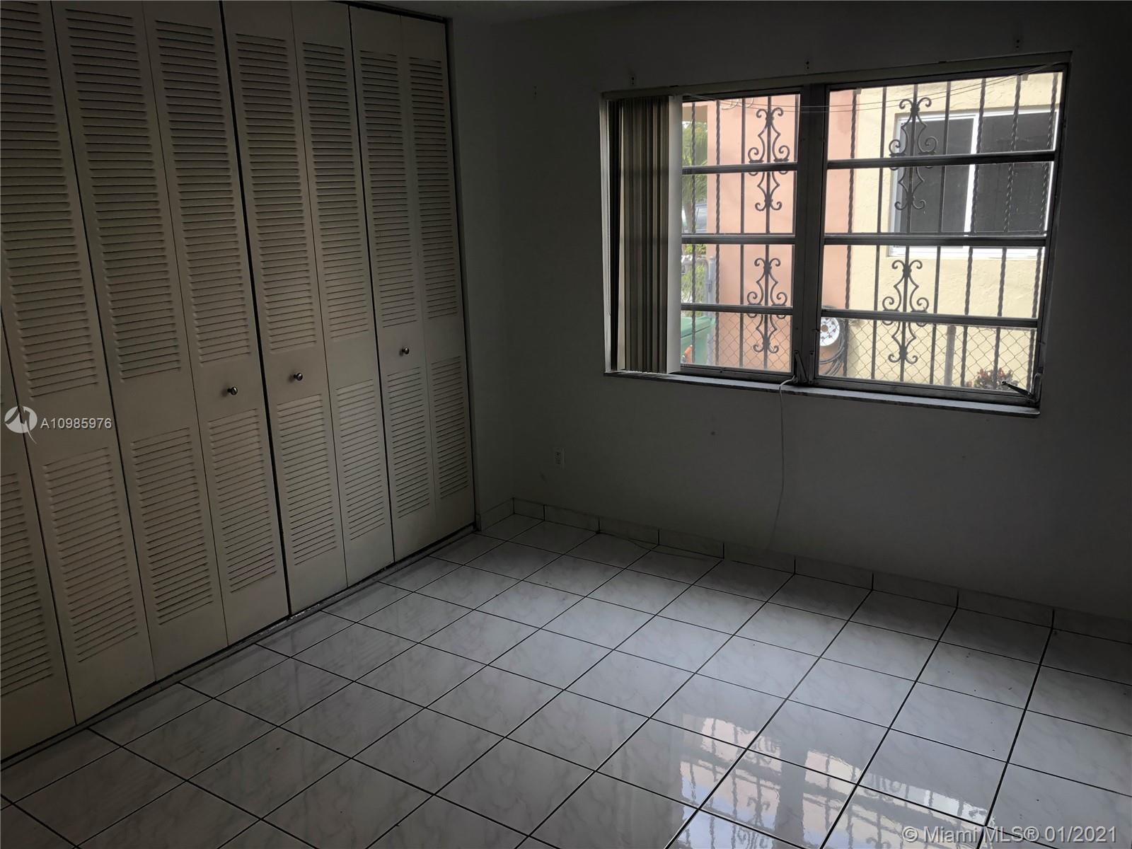 See details / 2406 sq. ft. $ 2021-01-19 0 Photo