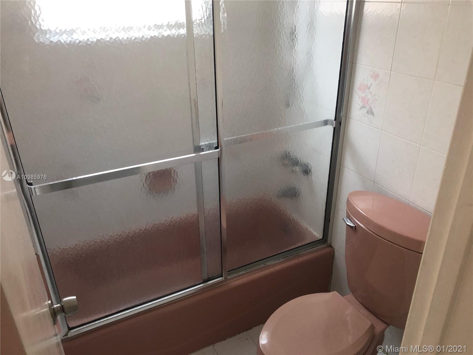 See details / 2406 sq. ft. $ 2021-01-19 0 Photo