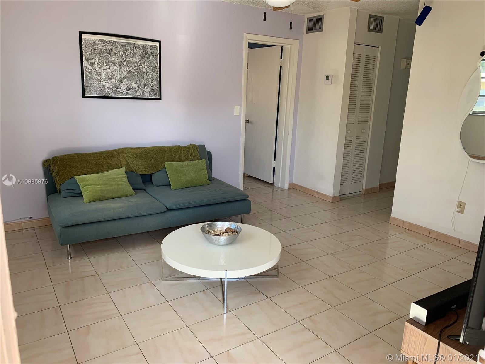 See details / 2406 sq. ft. $ 2021-01-19 0 Photo