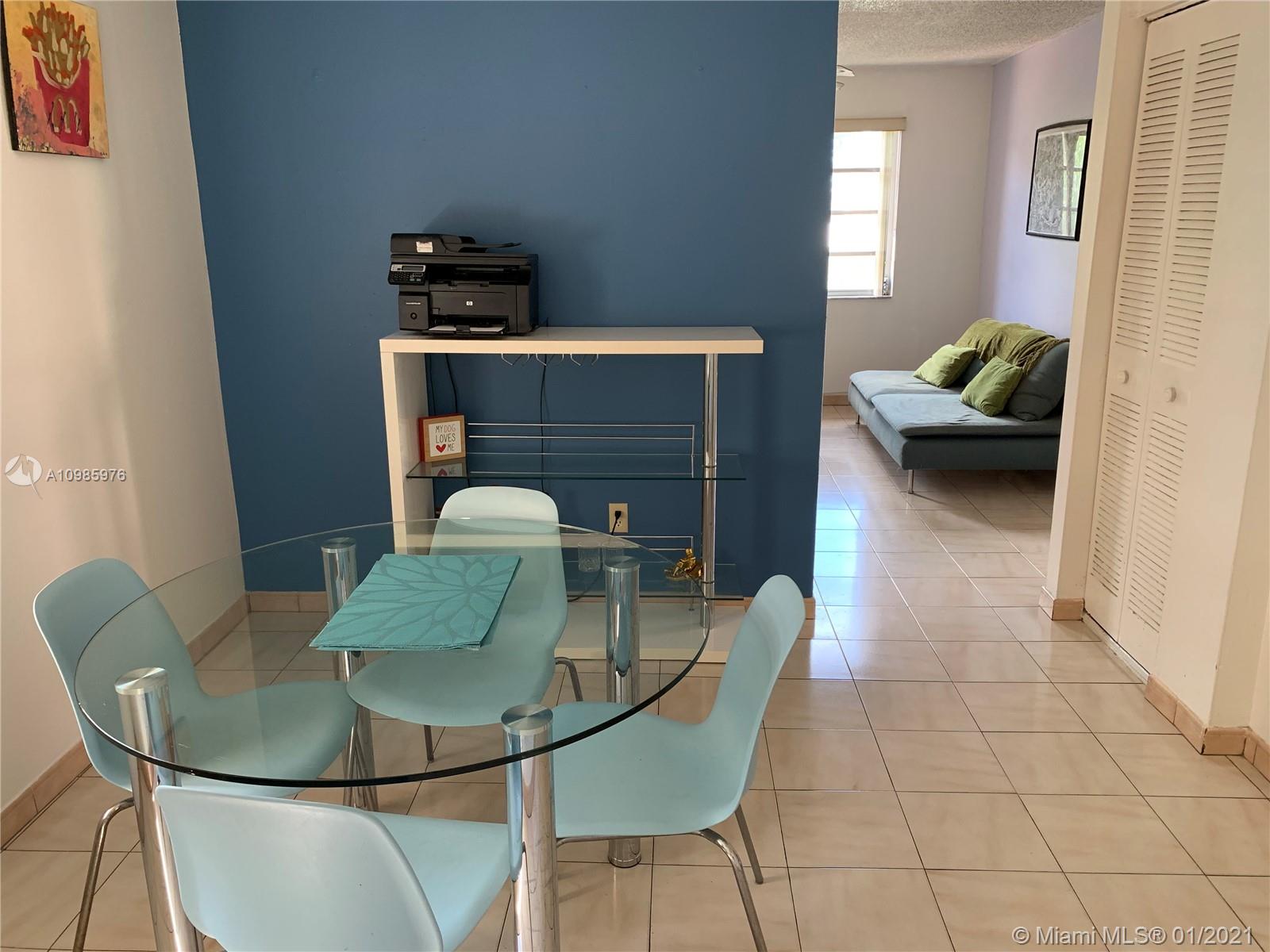 See details / 2406 sq. ft. $ 2021-01-19 0 Photo