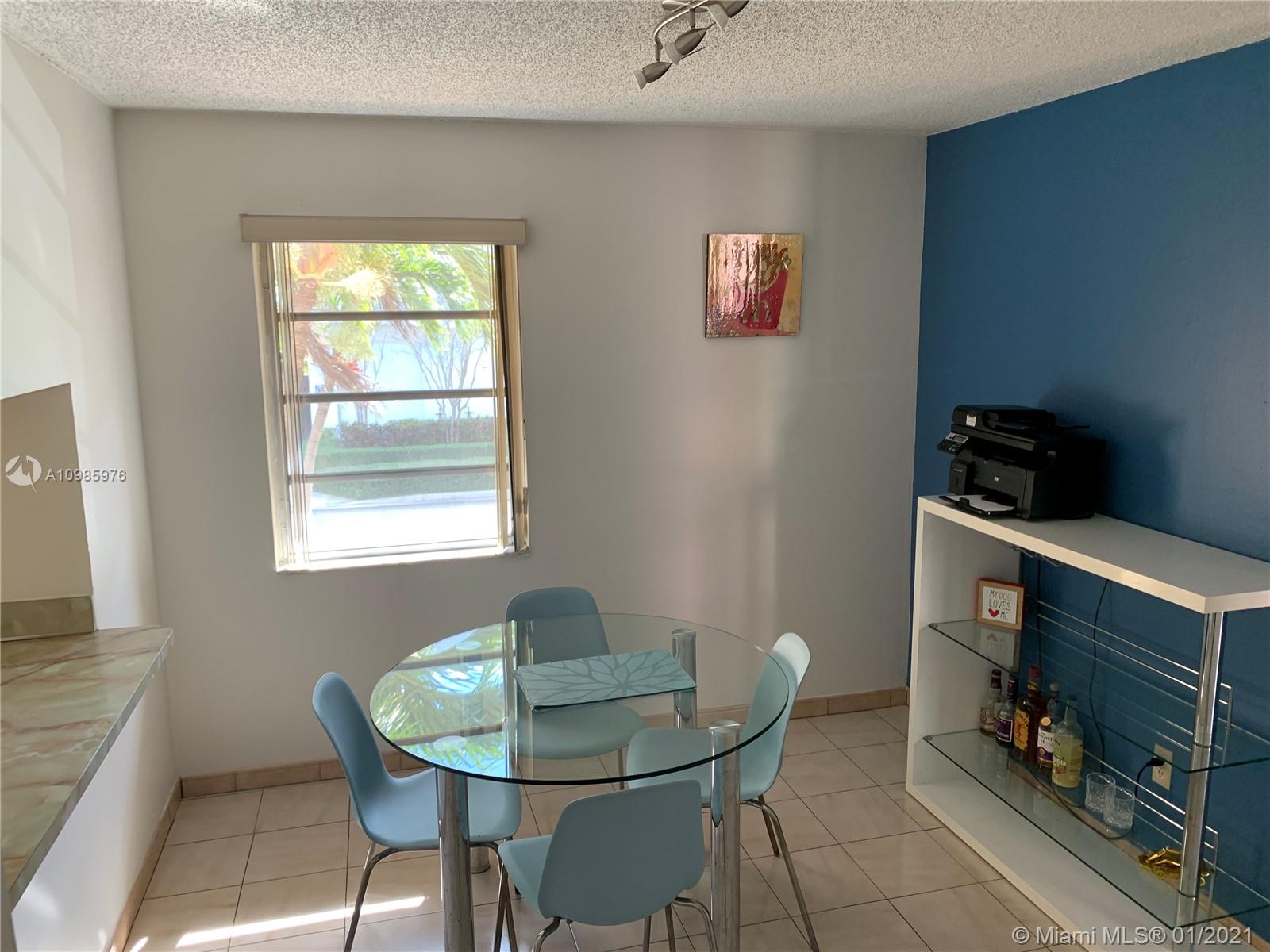 See details / 2406 sq. ft. $ 2021-01-19 0 Photo