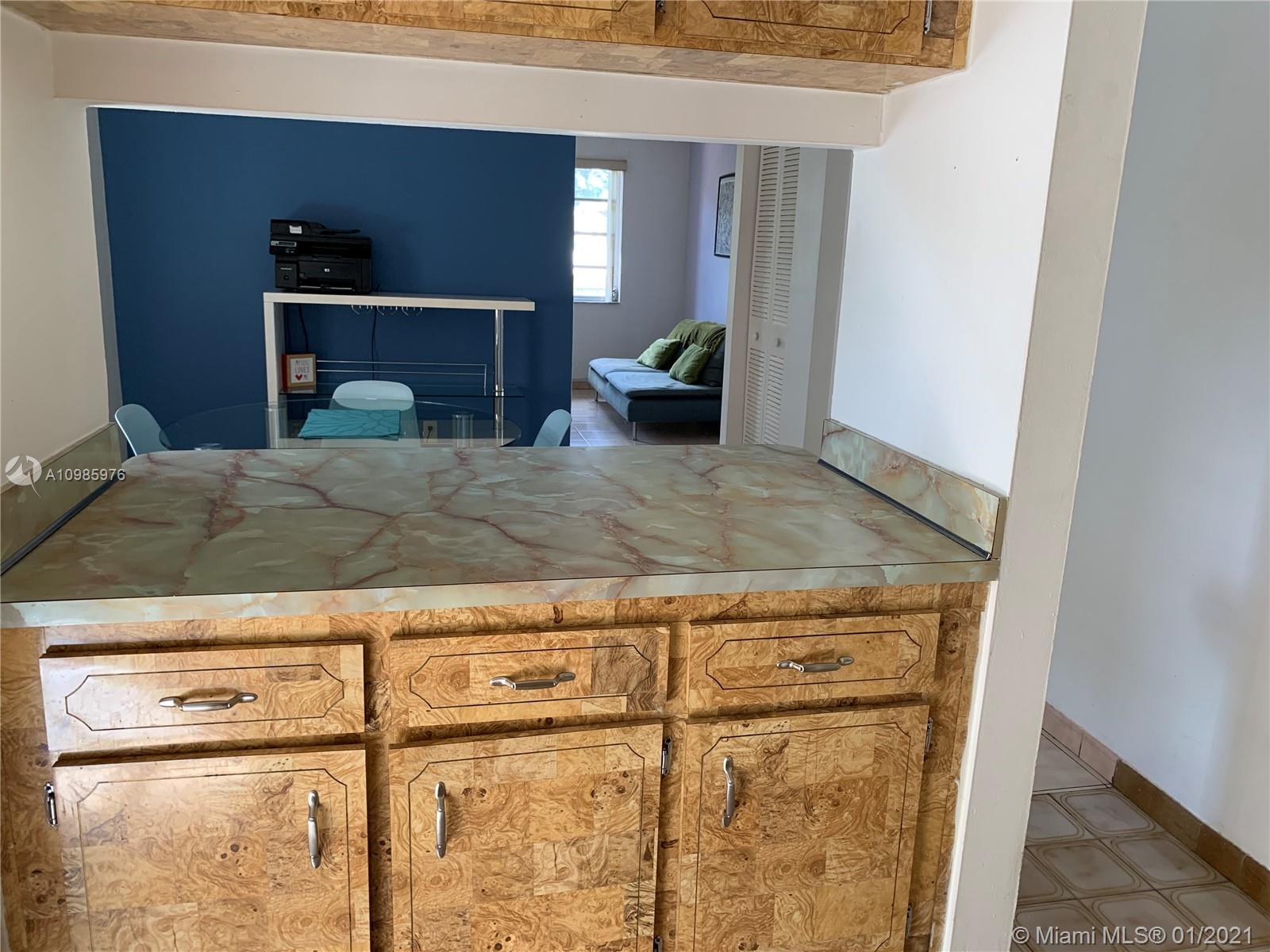 See details / 2406 sq. ft. $ 2021-01-19 0 Photo