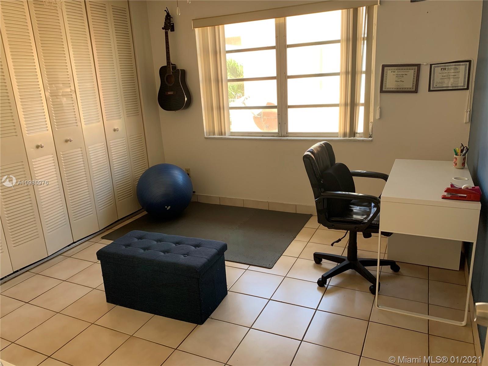 See details / 2406 sq. ft. $ 2021-01-19 0 Photo