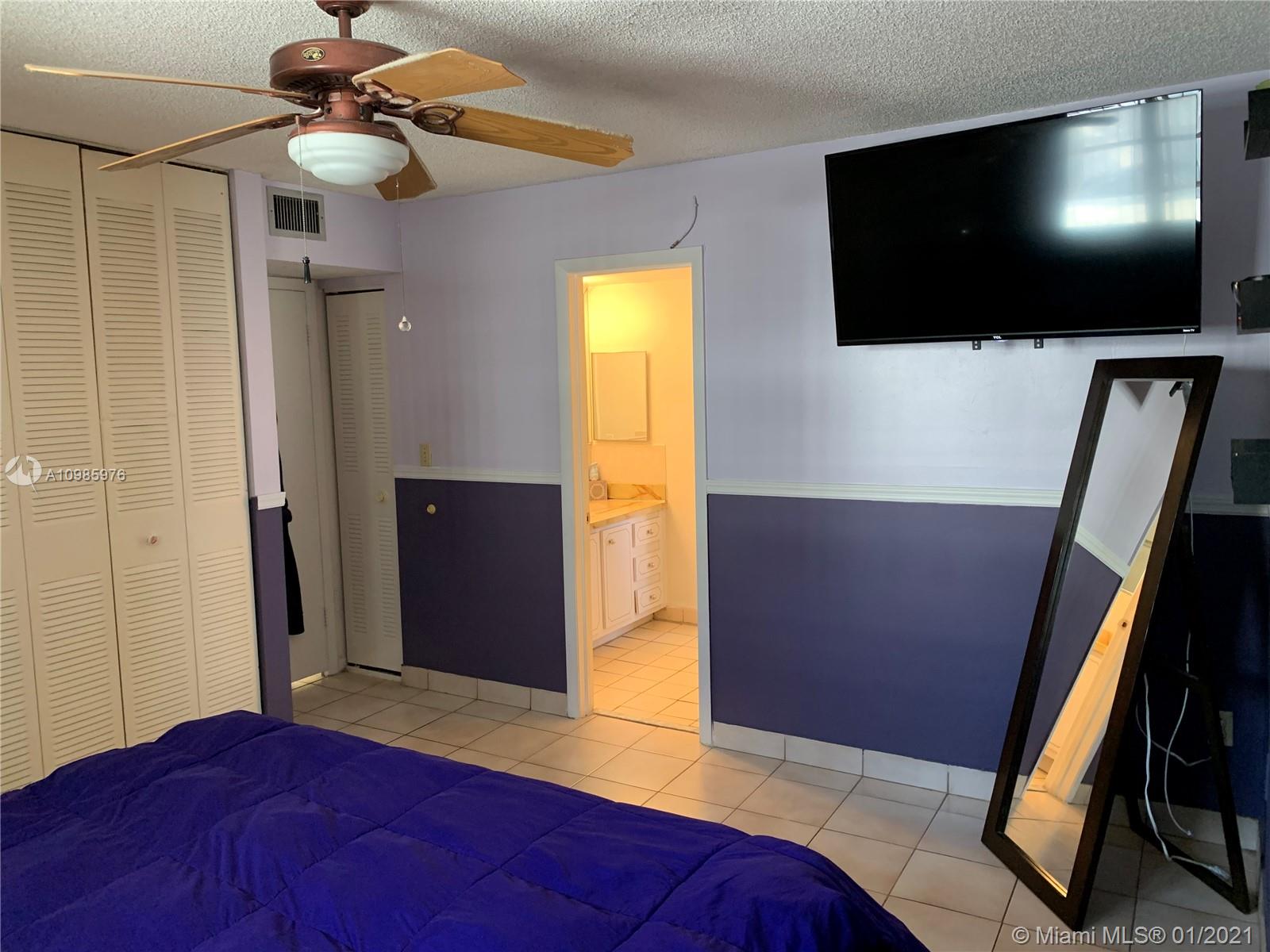 See details / 2406 sq. ft. $ 2021-01-19 0 Photo