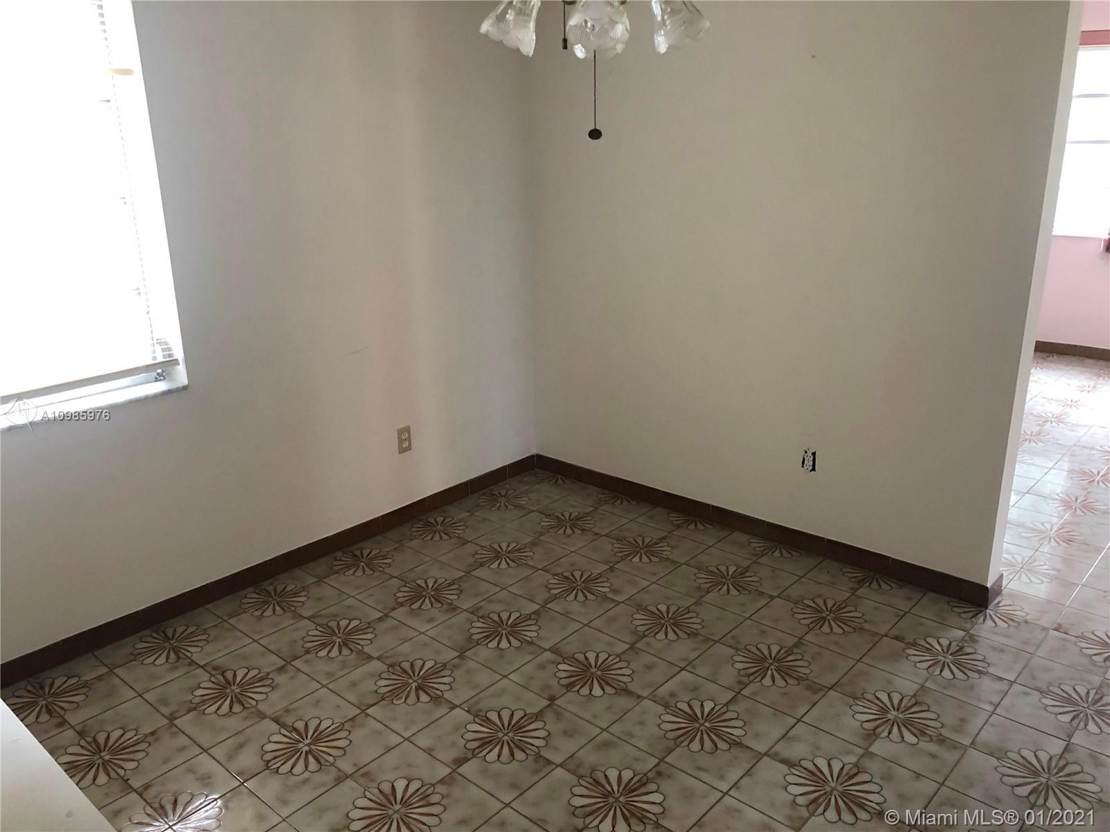 See details / 2406 sq. ft. $ 2021-01-19 0 Photo