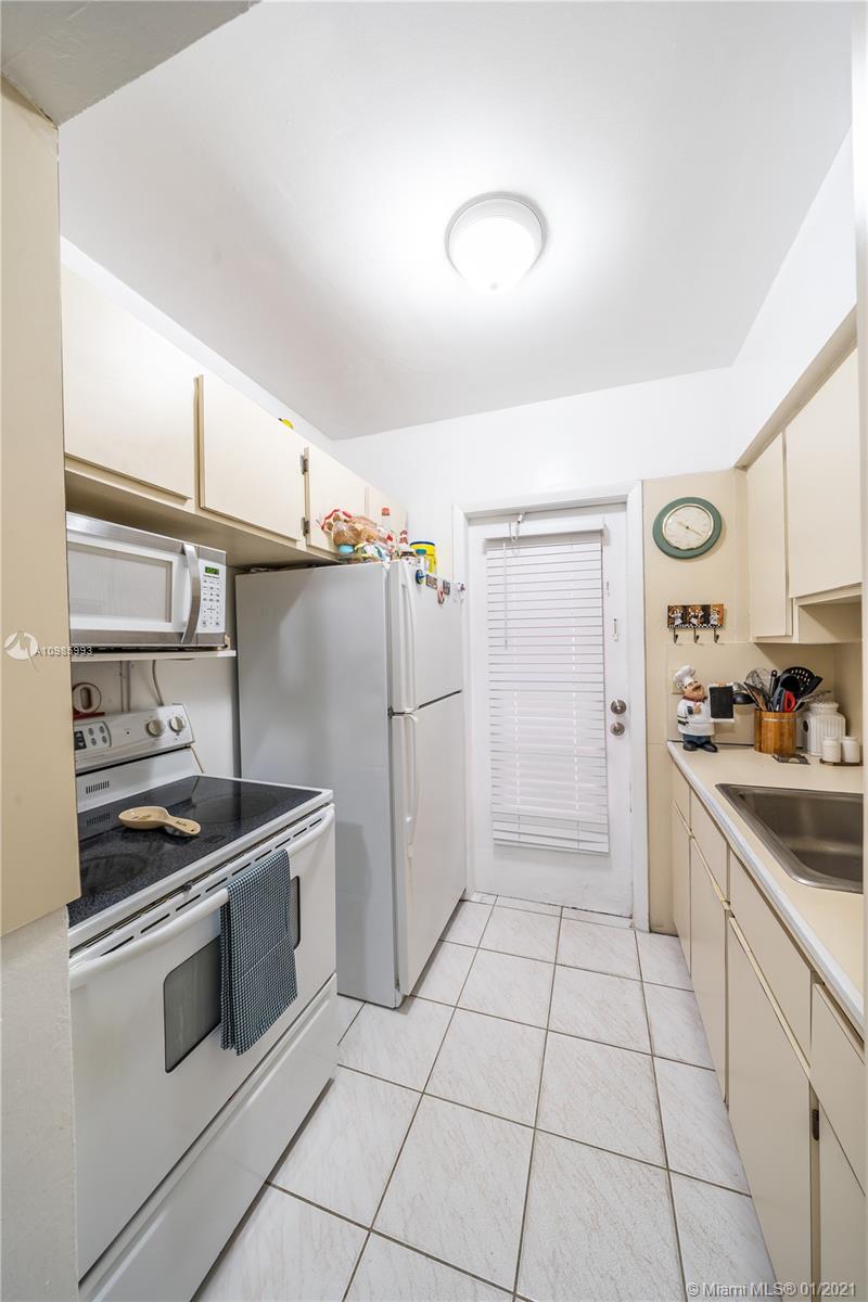 See details / 1350 sq. ft. $ 2021-02-02 0 Photo