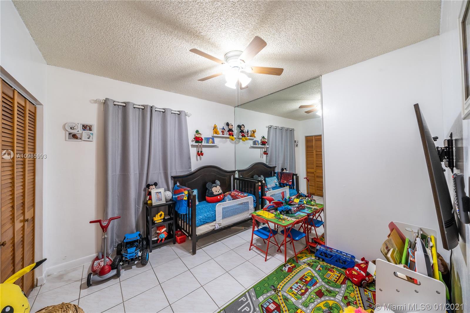 See details / 1350 sq. ft. $ 2021-02-02 0 Photo