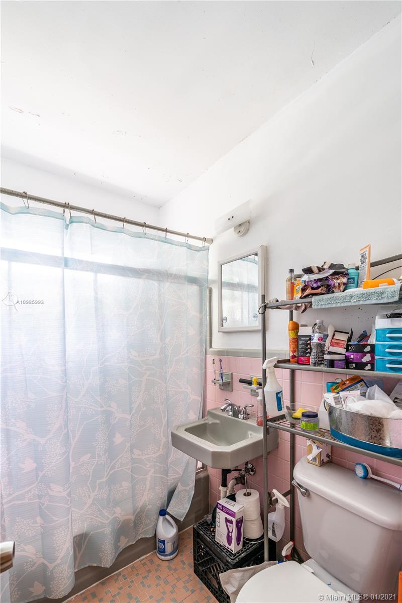 See details / 1350 sq. ft. $ 2021-02-02 0 Photo