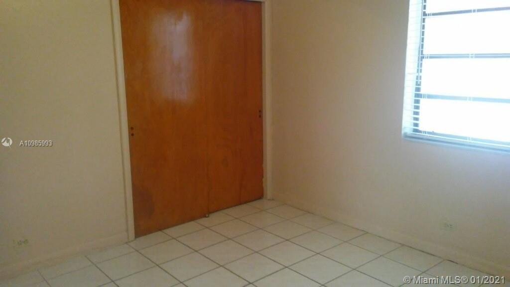 See details / 1350 sq. ft. $ 2021-02-02 0 Photo