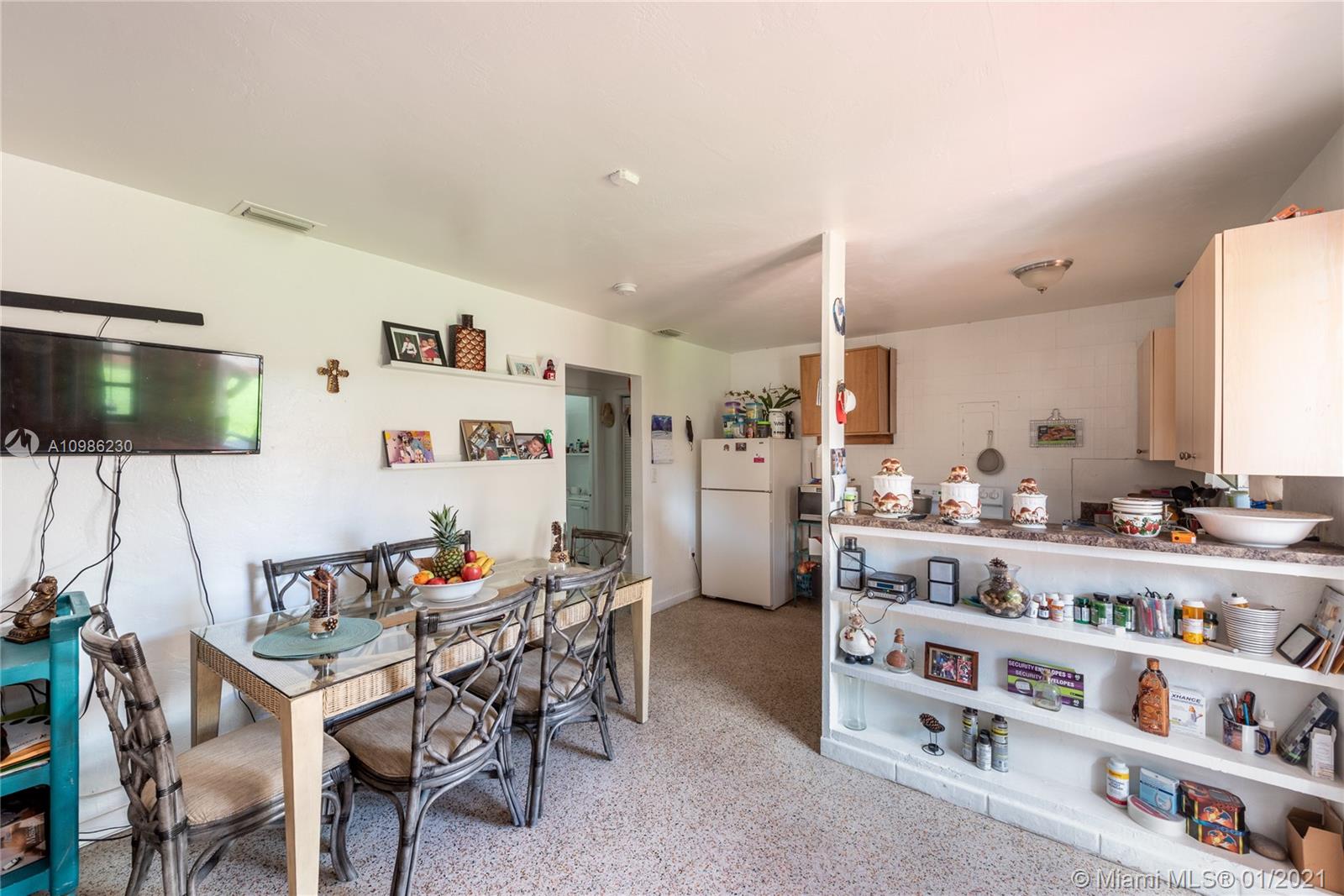 See details / 4785 sq. ft. $ 2021-02-23 0 Photo