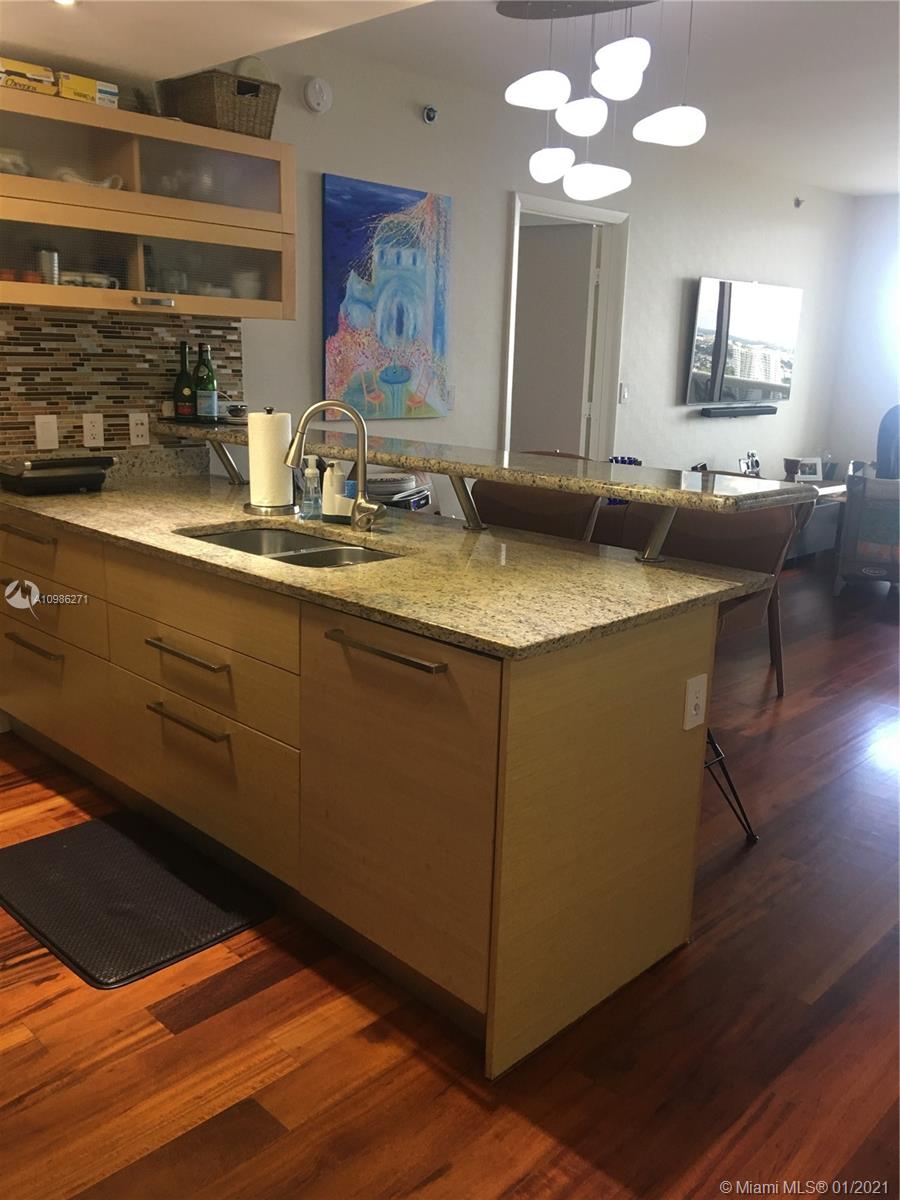 See details 3606 2 / 1 1086 sq. ft. $ 2021-01-20 0 Photo