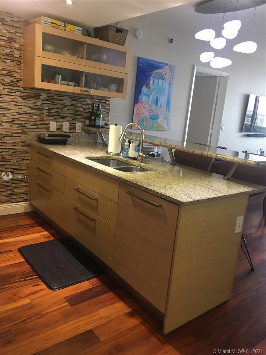 See details 3606 2 / 1 1086 sq. ft. $ 2021-01-20 0 Photo