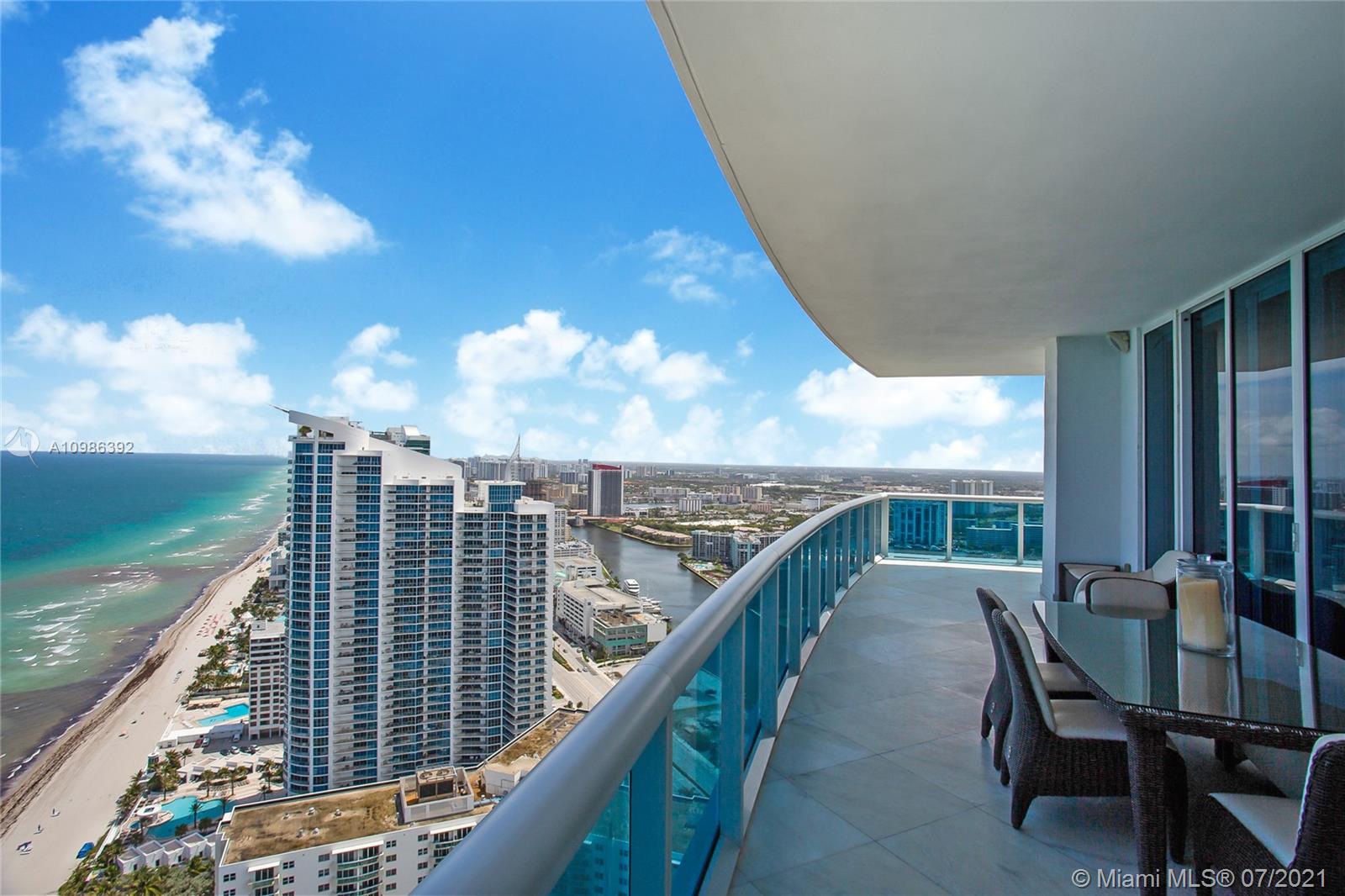 Photo of 2711 Ocean Dr #3905, Hollywood, Florida, 33019 -