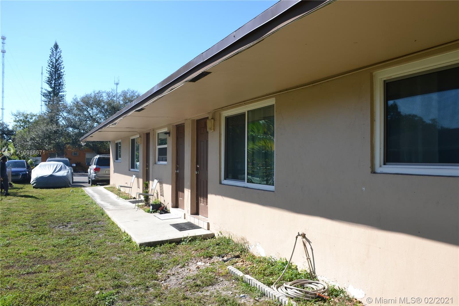 See details / 1926 sq. ft. $ 2021-01-20 0 Photo