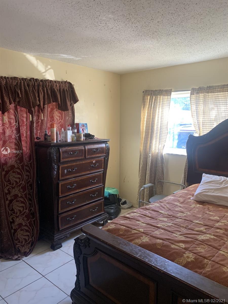 See details / 1926 sq. ft. $ 2021-01-20 0 Photo