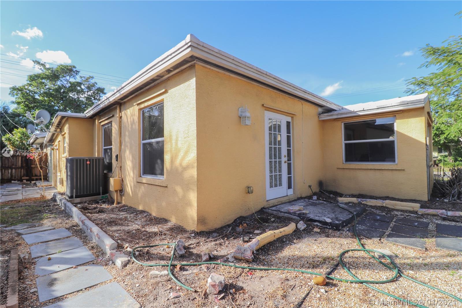 See details / 2355 sq. ft. $ 2021-01-21 0 Photo