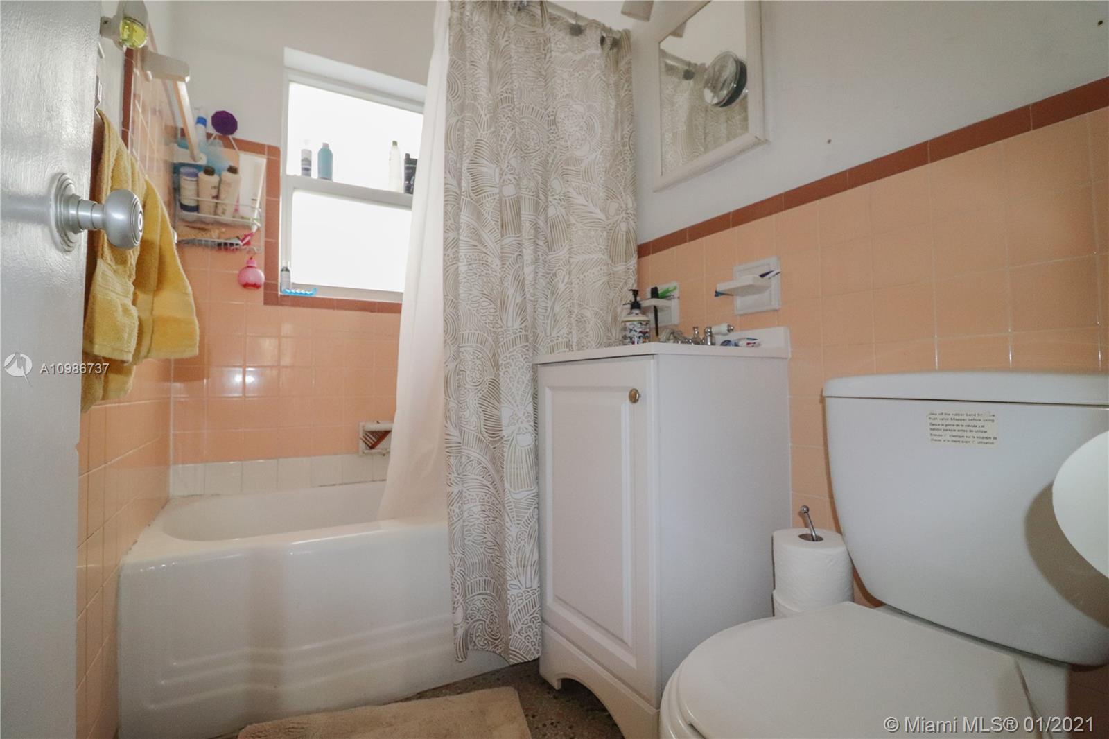 See details / 2355 sq. ft. $ 2021-01-21 0 Photo