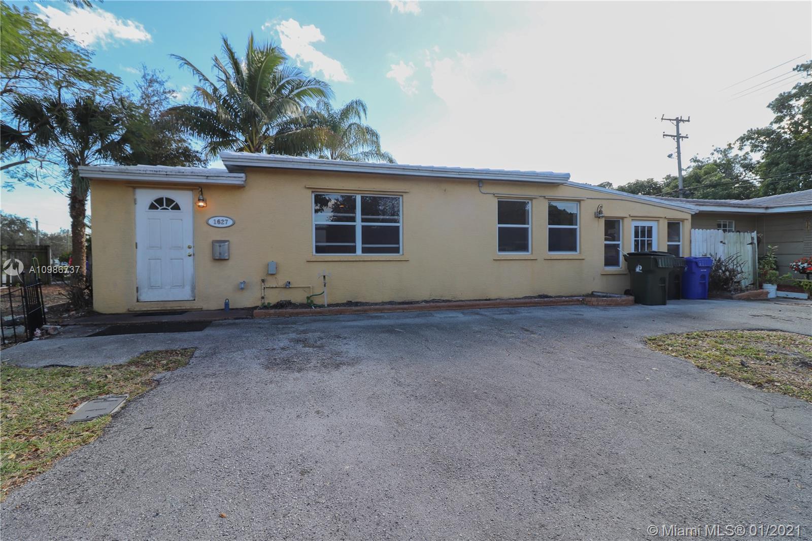 See details / 2355 sq. ft. $ 2021-01-21 0 Photo