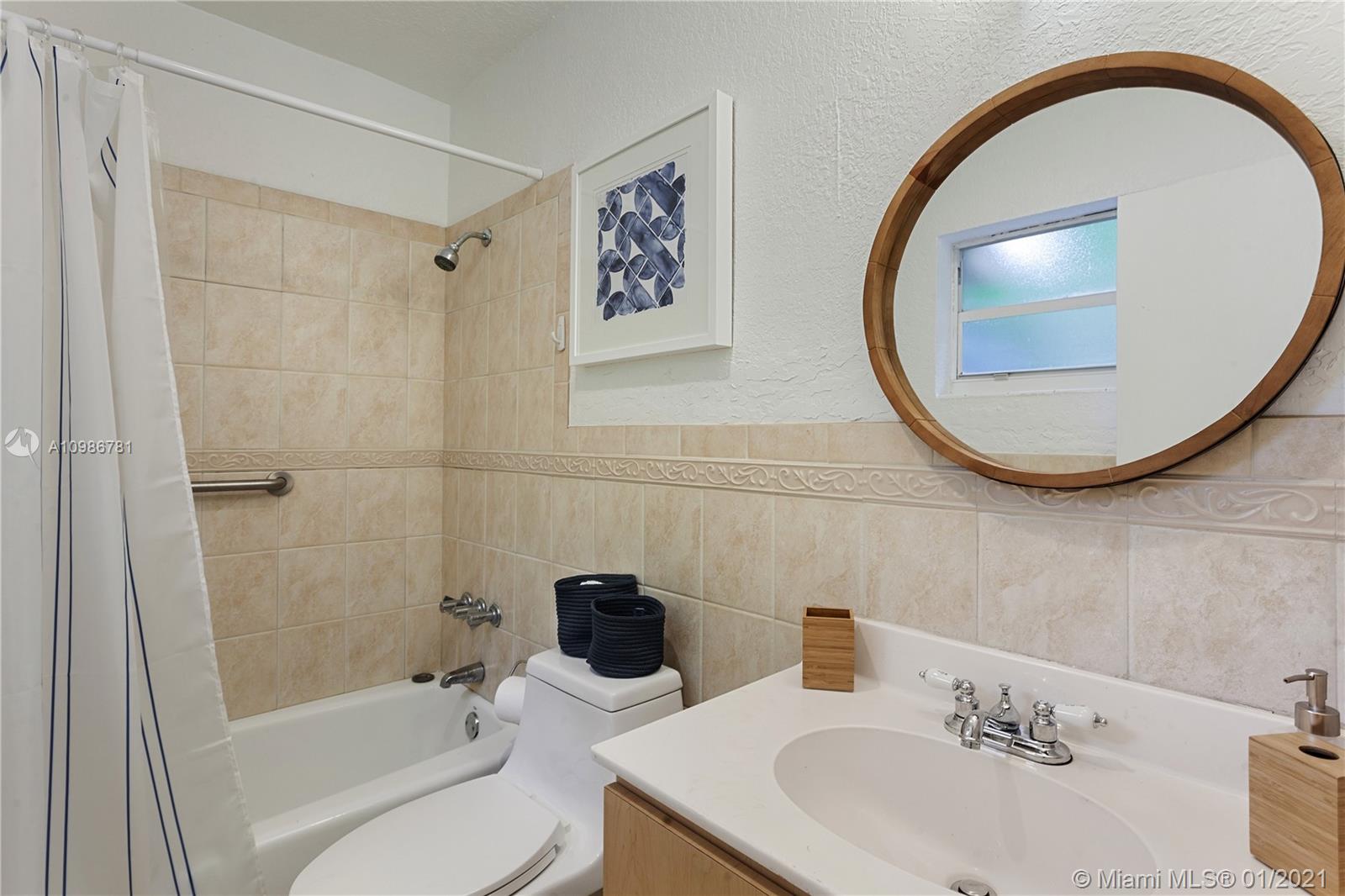 See details / 2796 sq. ft. $ 2021-01-21 0 Photo