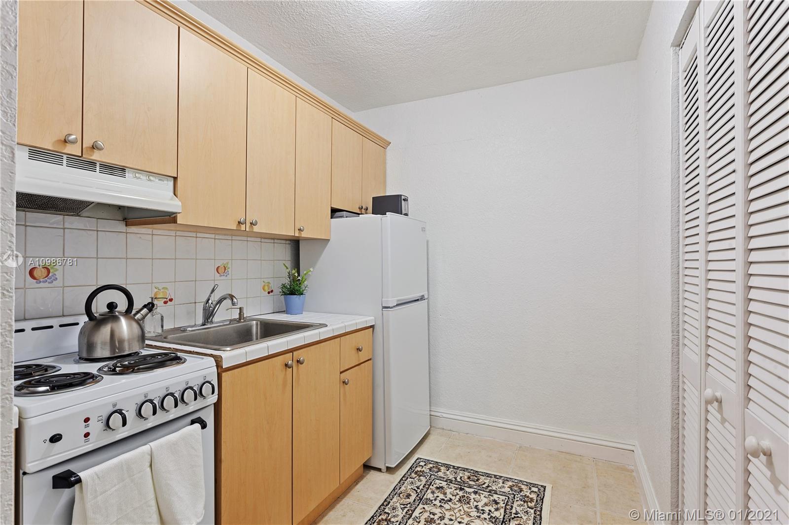 See details / 2796 sq. ft. $ 2021-01-21 0 Photo